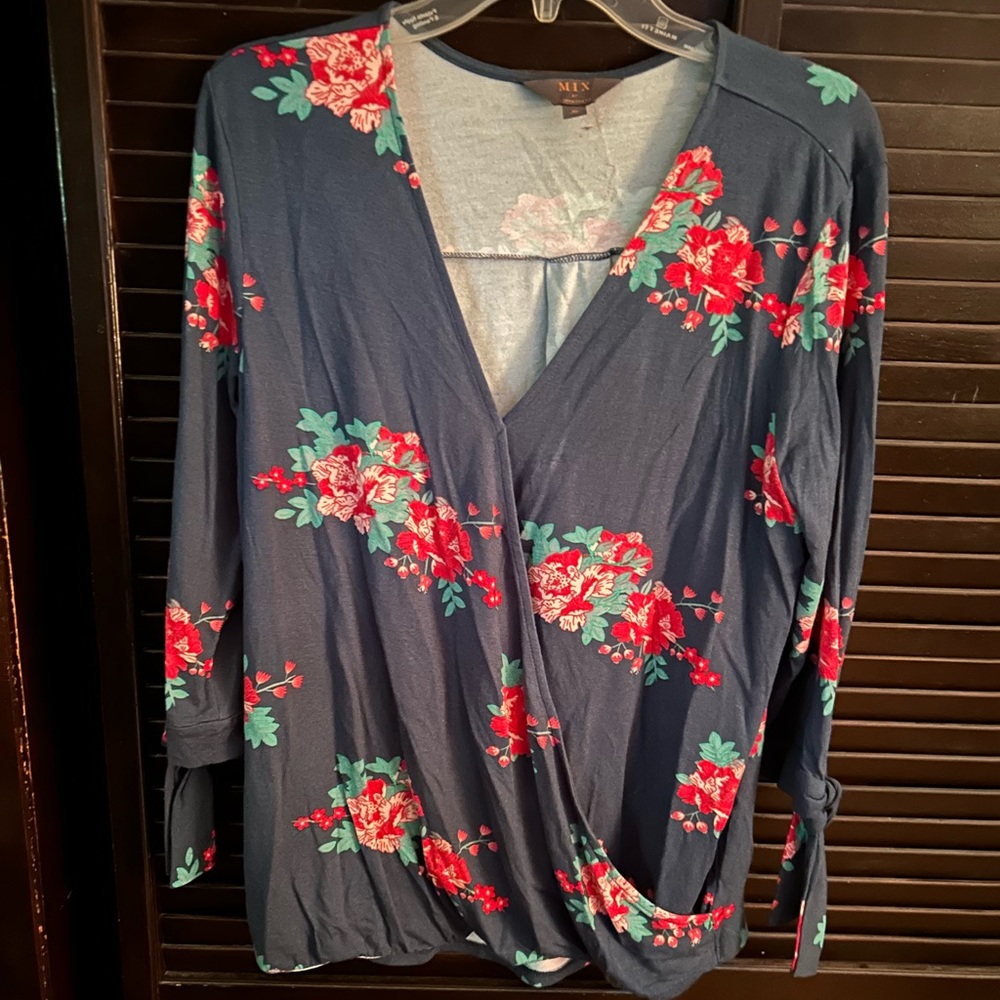 MIX by 41 Hawthorn Navy faux wrap floral knit top